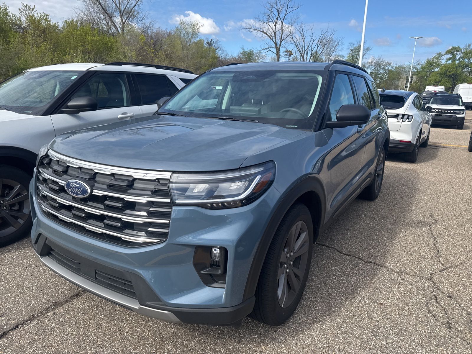 Thumbnail: 2026 Ford Explorer - 20