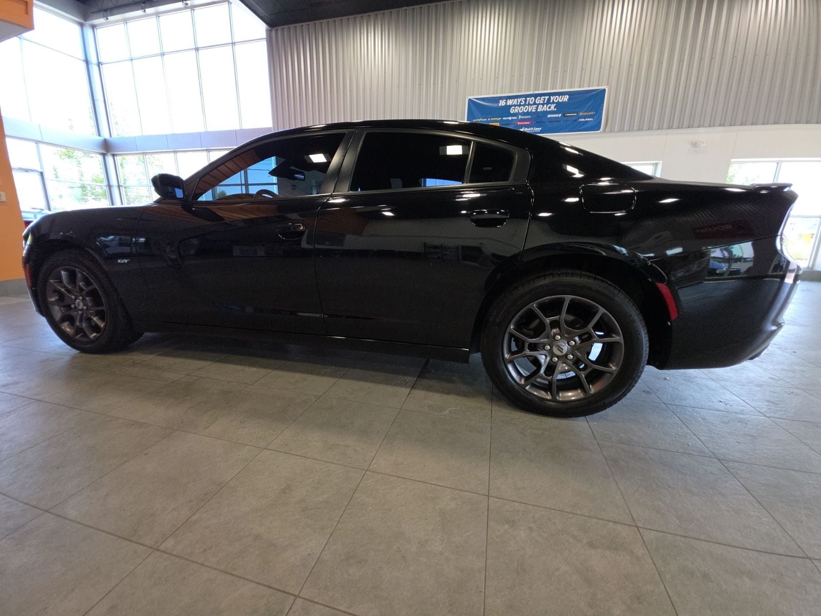 Thumbnail: 2018 Dodge Charger - 11