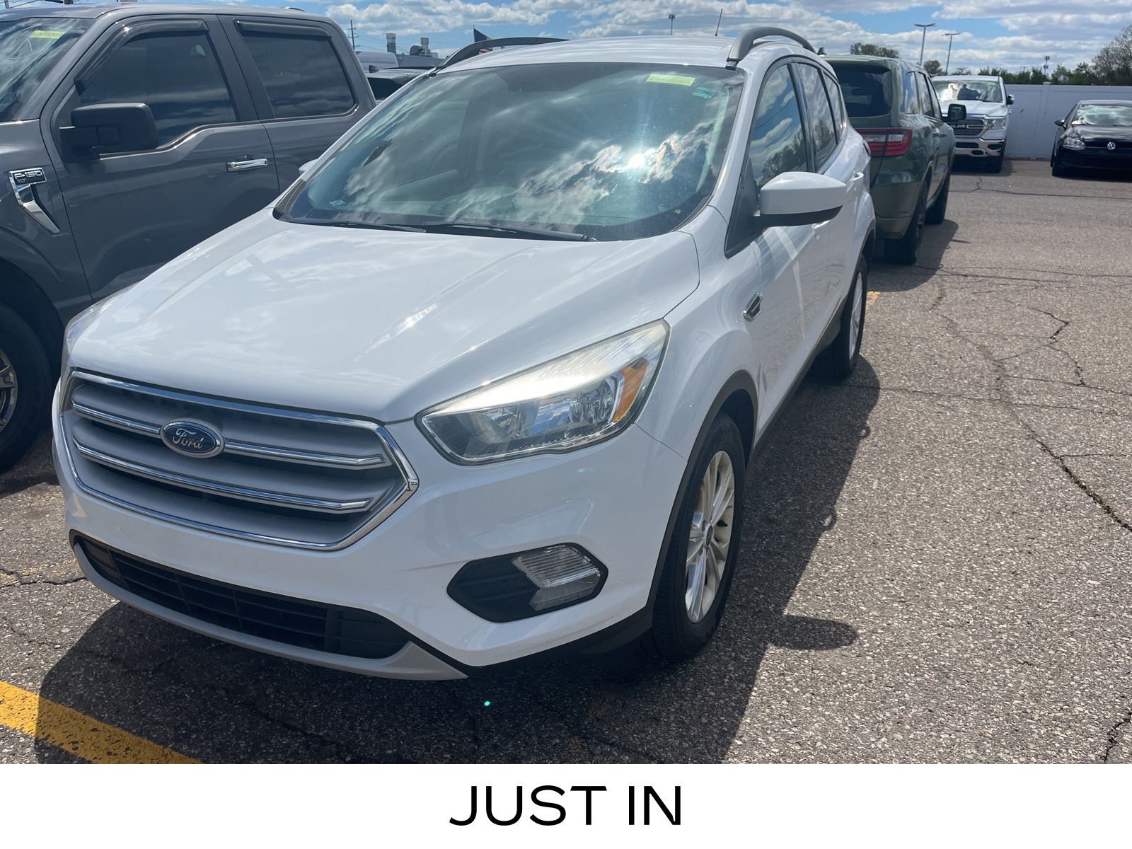 Thumbnail: 2018 Ford Escape - 1