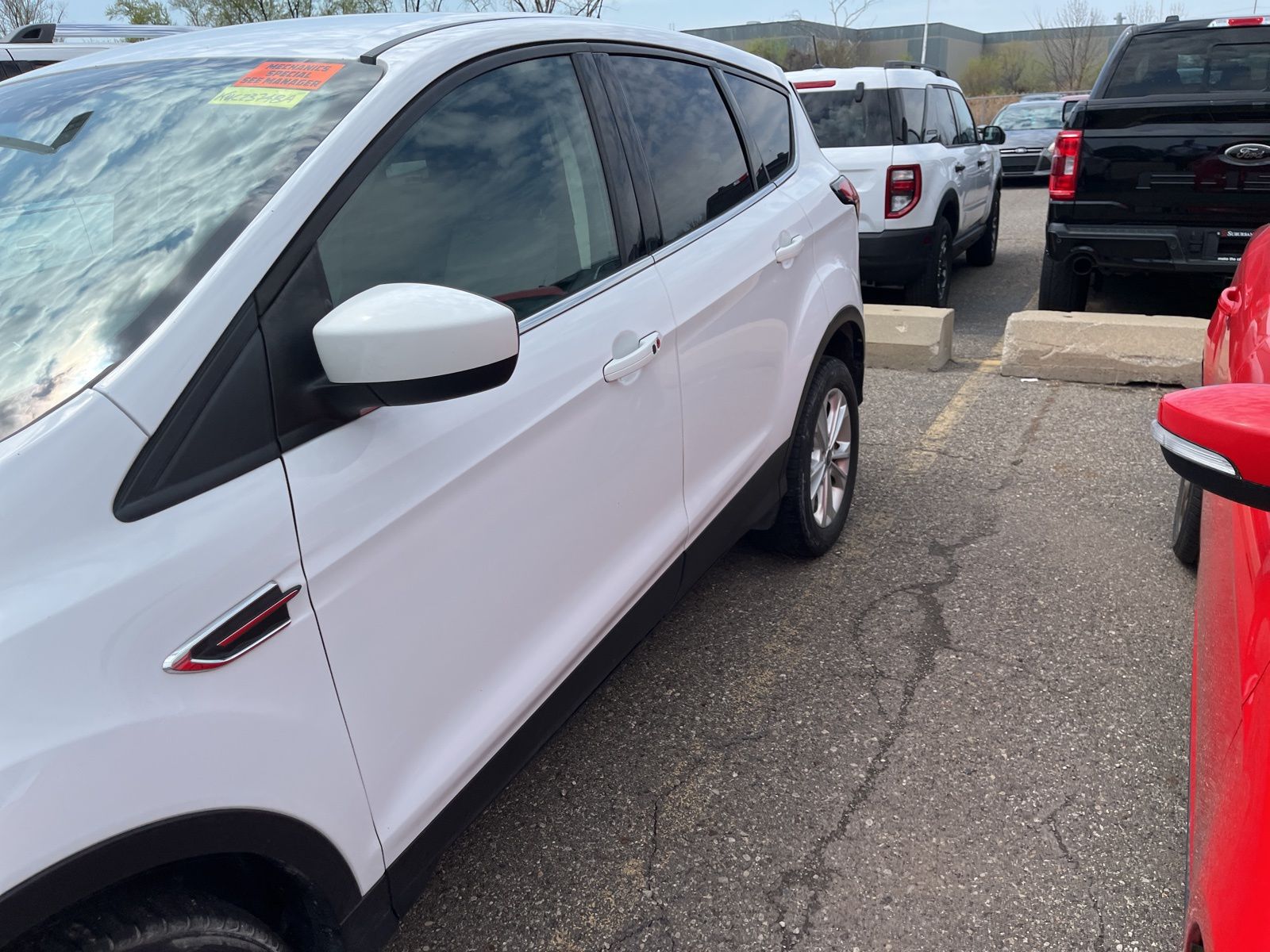 Thumbnail: 2019 Ford Escape - 6