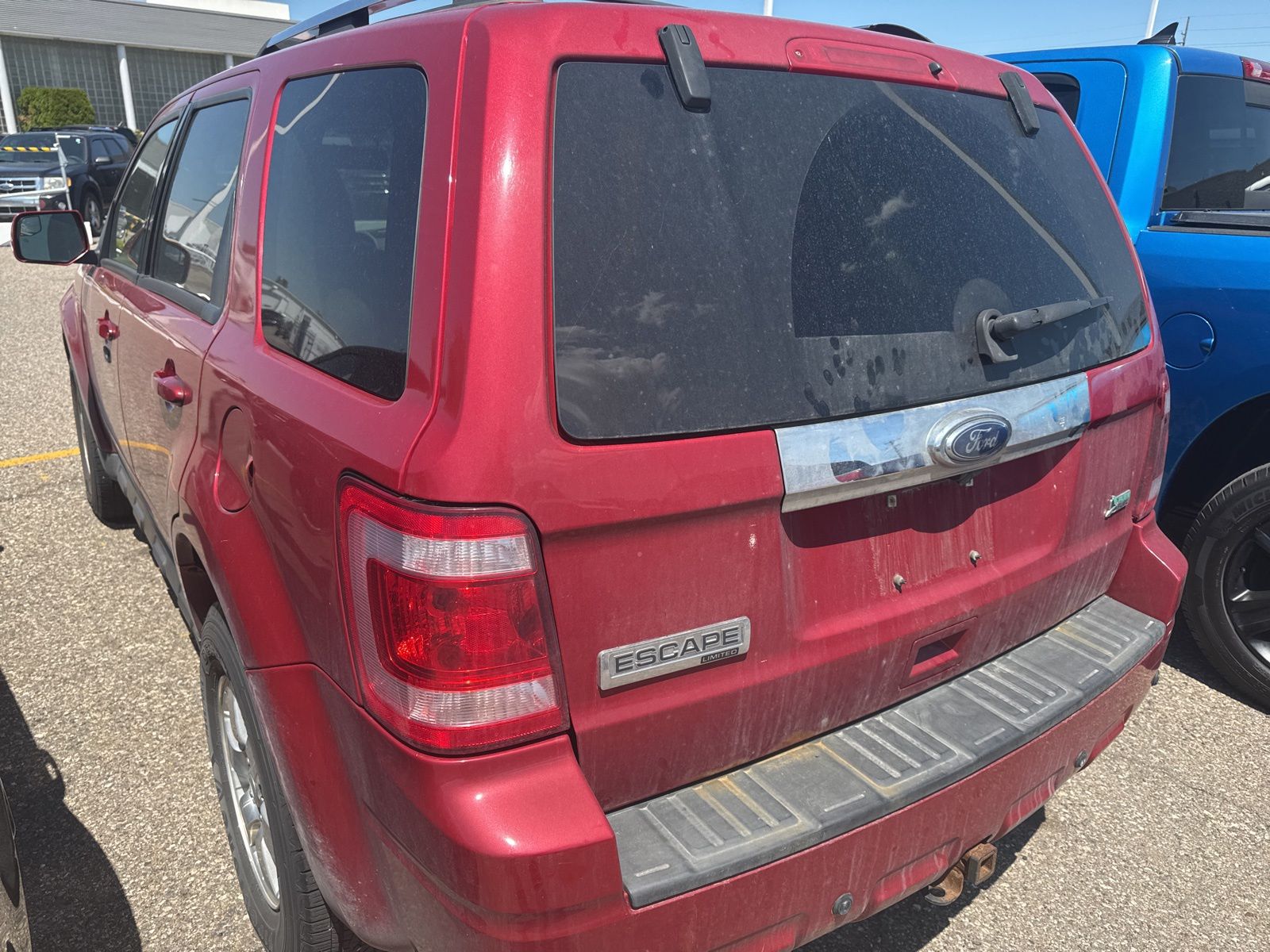 Thumbnail: 2011 Ford Escape - 16