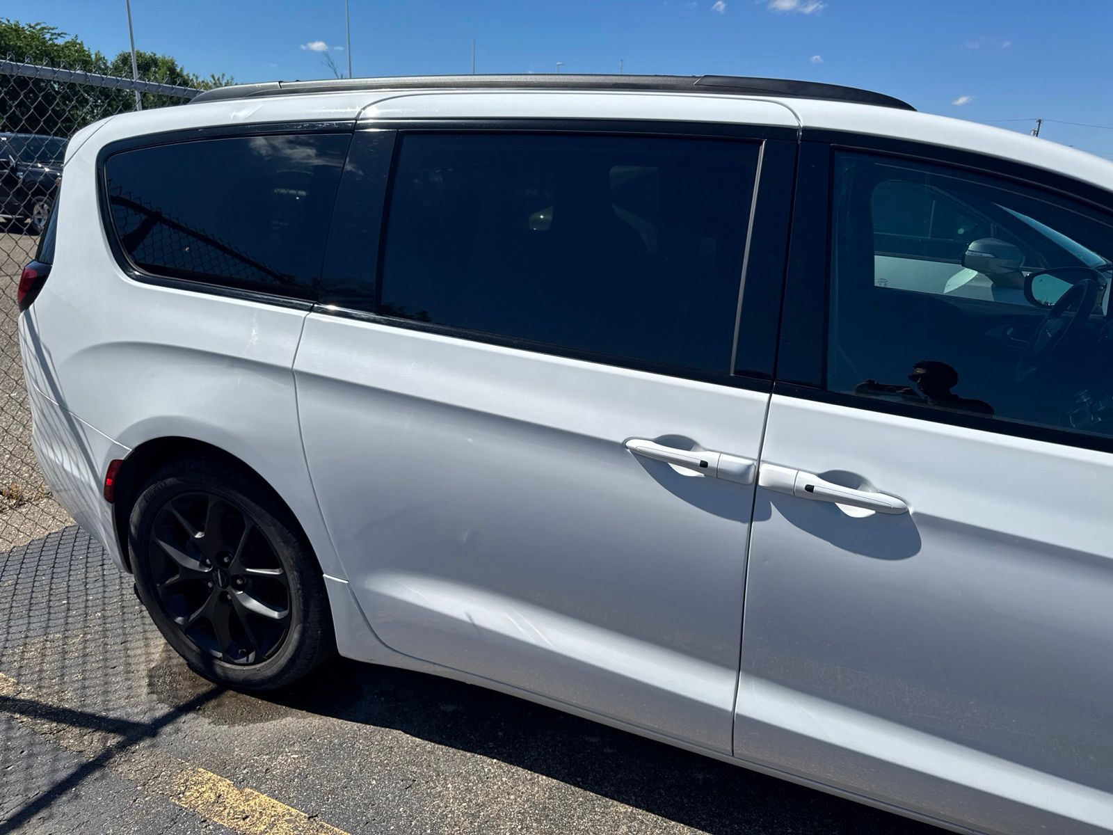 Thumbnail: 2025 Chrysler Pacifica - 26
