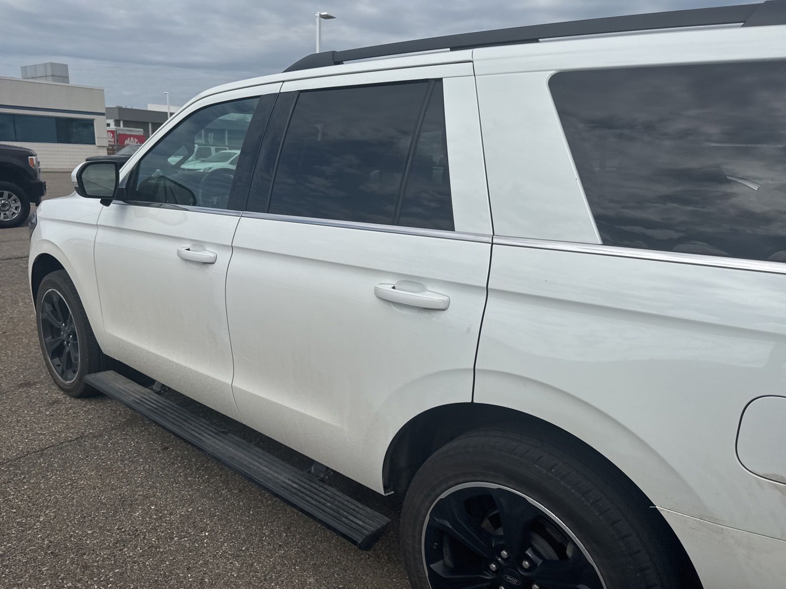 Thumbnail: 2023 Ford Expedition - 12