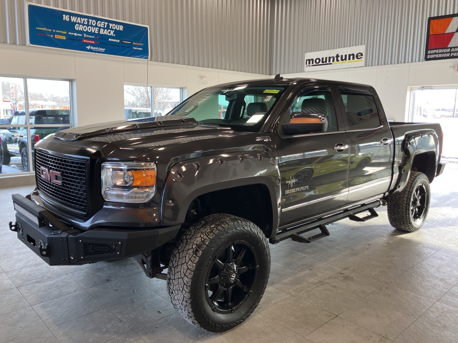 2014 GMC Sierra 1500 SLT's photo