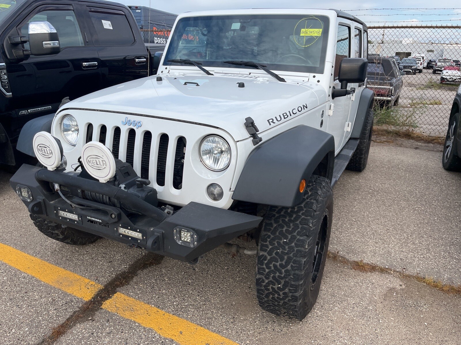 2016 Jeep Wrangler Unlimited Rubicon photo 3