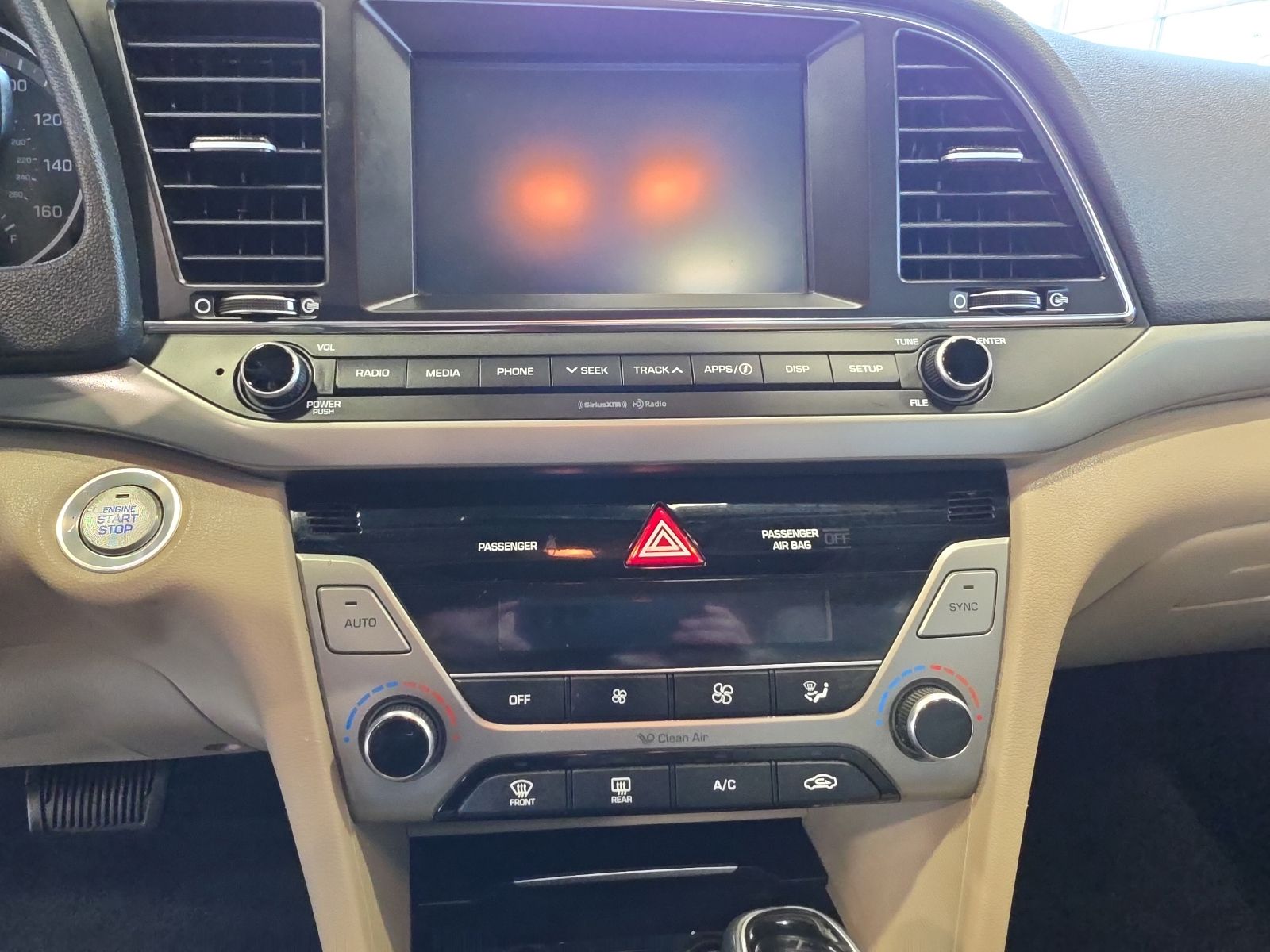 Thumbnail: 2018 Hyundai Elantra - 24