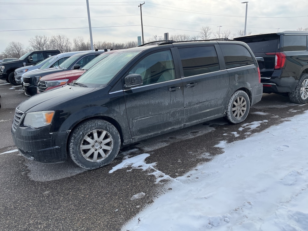Used 2008 Chrysler Town & Country Touring Minivan/Van