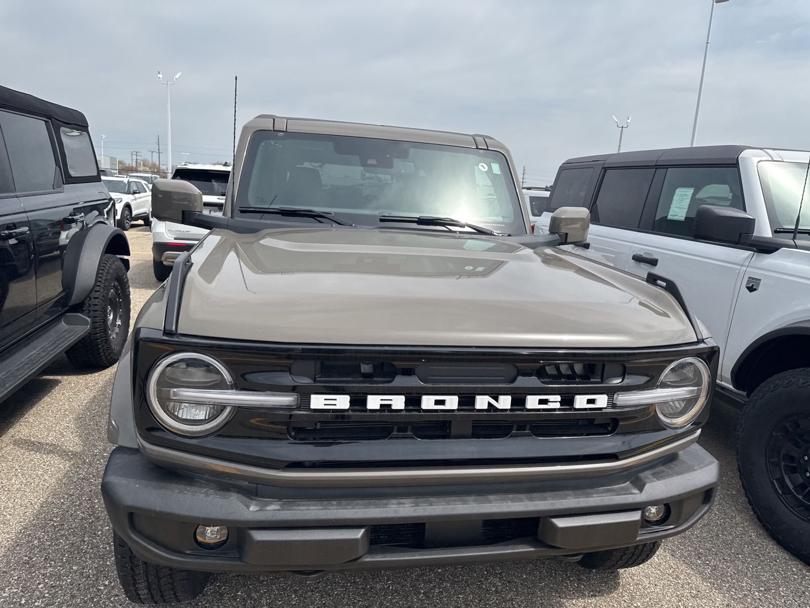 Thumbnail: 2026 Ford Bronco - 25