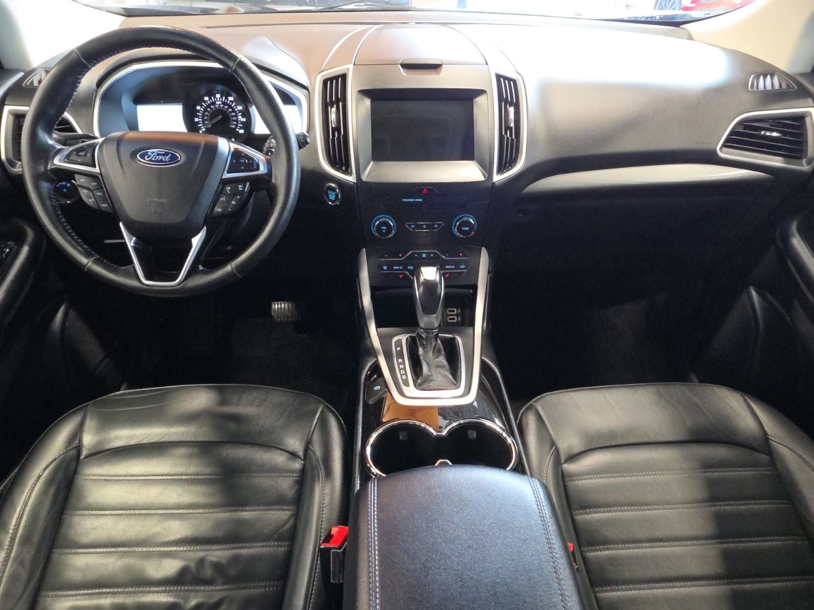 Thumbnail: 2017 Ford Edge - 27