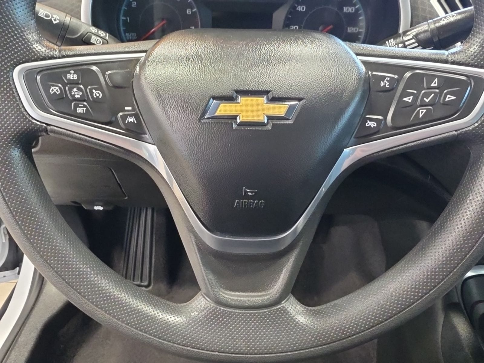 Thumbnail: 2022 Chevrolet Malibu - 18