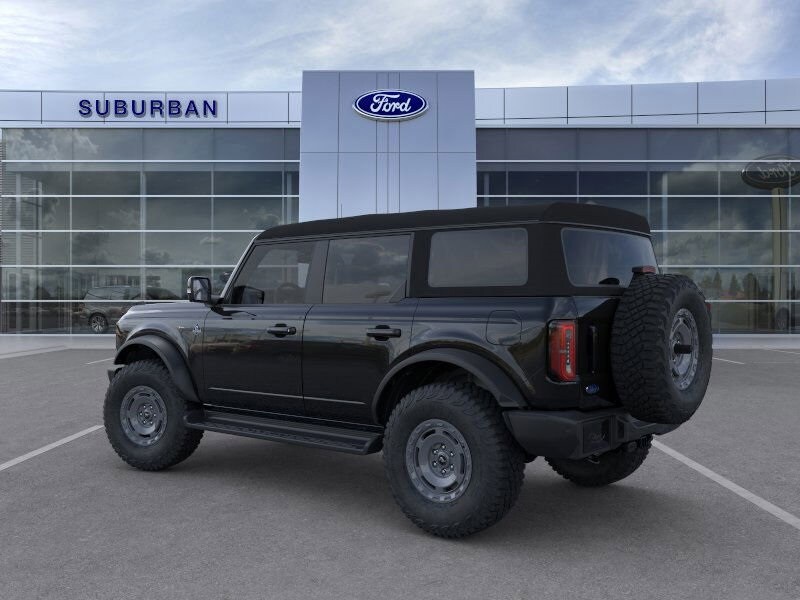 2025 Ford Bronco Outer Banks photo 4