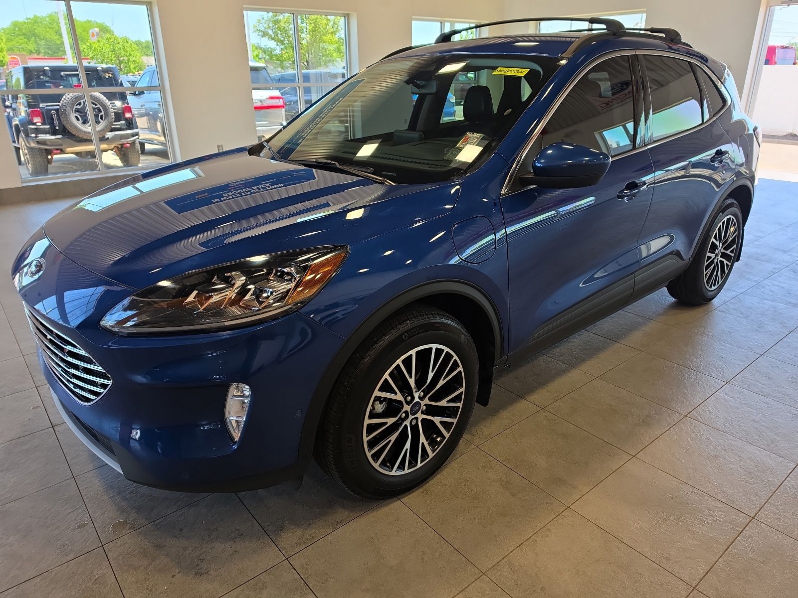 Thumbnail: 2022 Ford Escape - 1