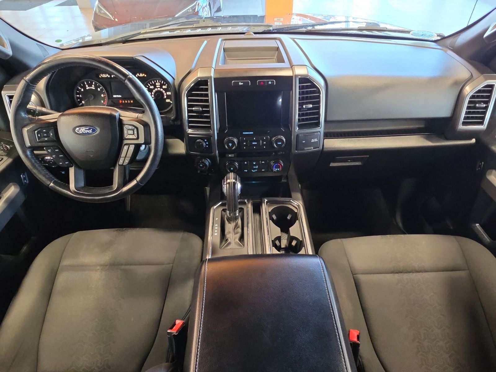 Thumbnail: 2018 Ford F-150 - 32
