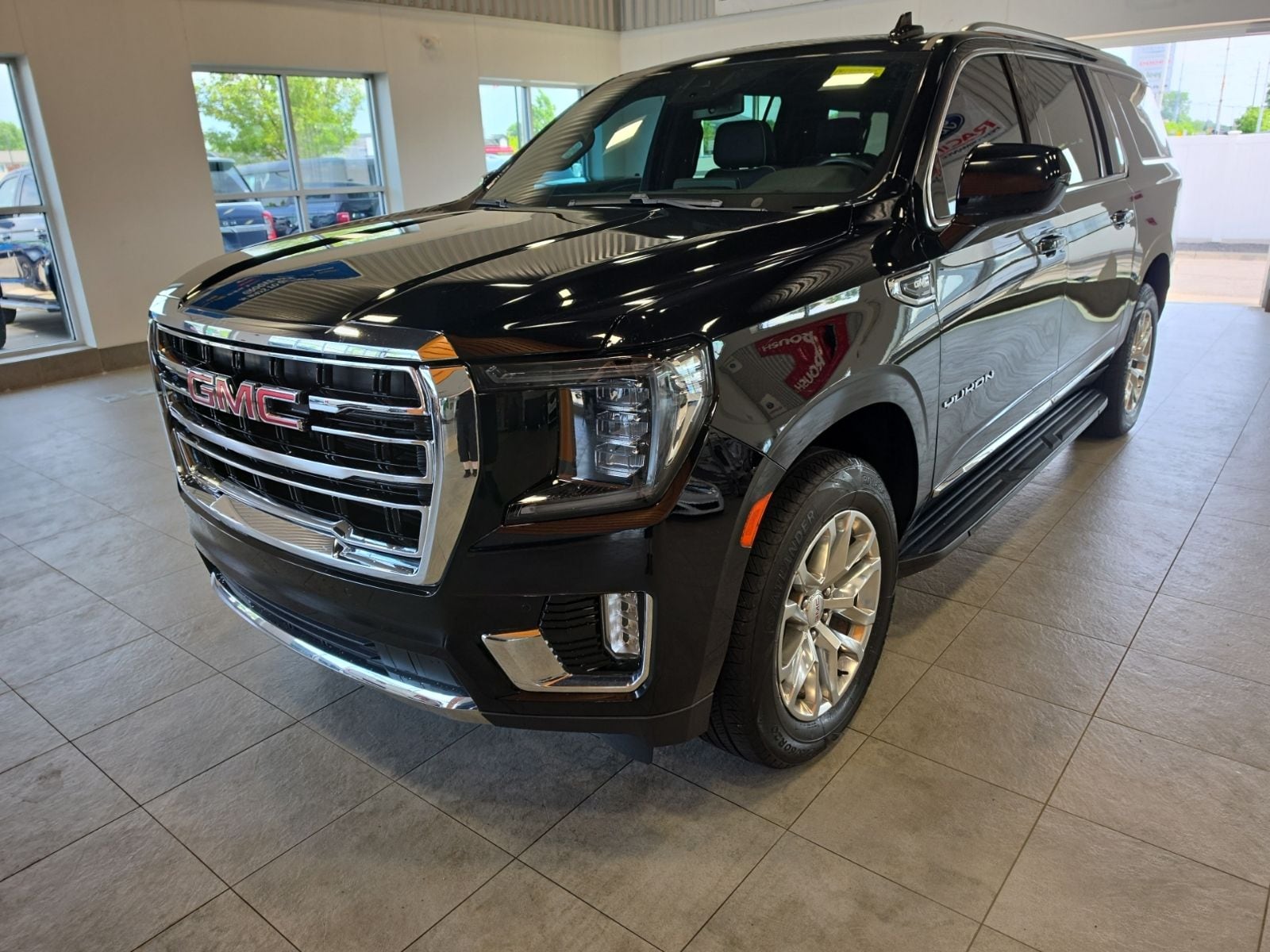 Thumbnail: 2023 GMC Yukon XL - 2
