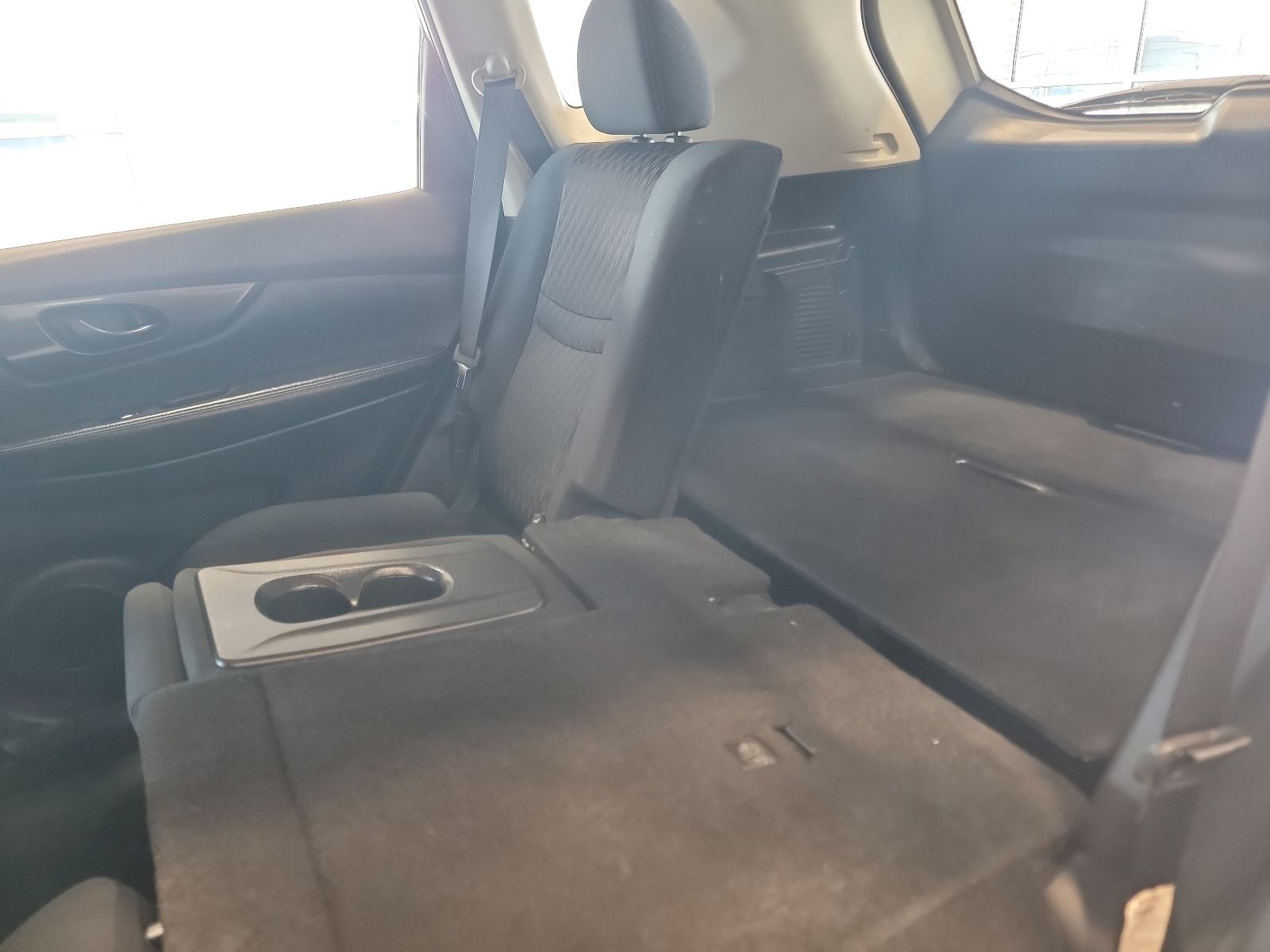 Thumbnail: 2019 Nissan Rogue - 31