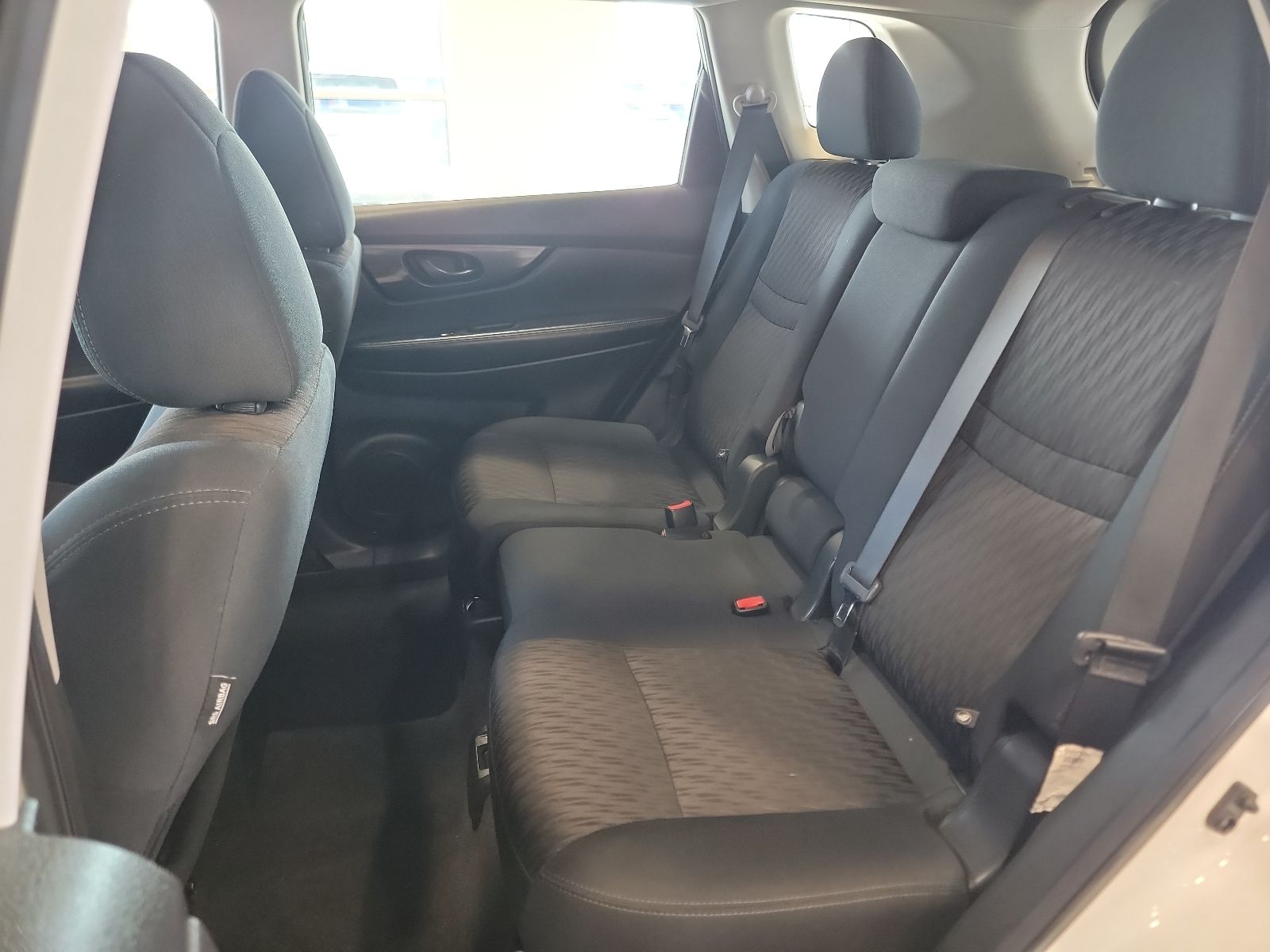 Thumbnail: 2019 Nissan Rogue - 30