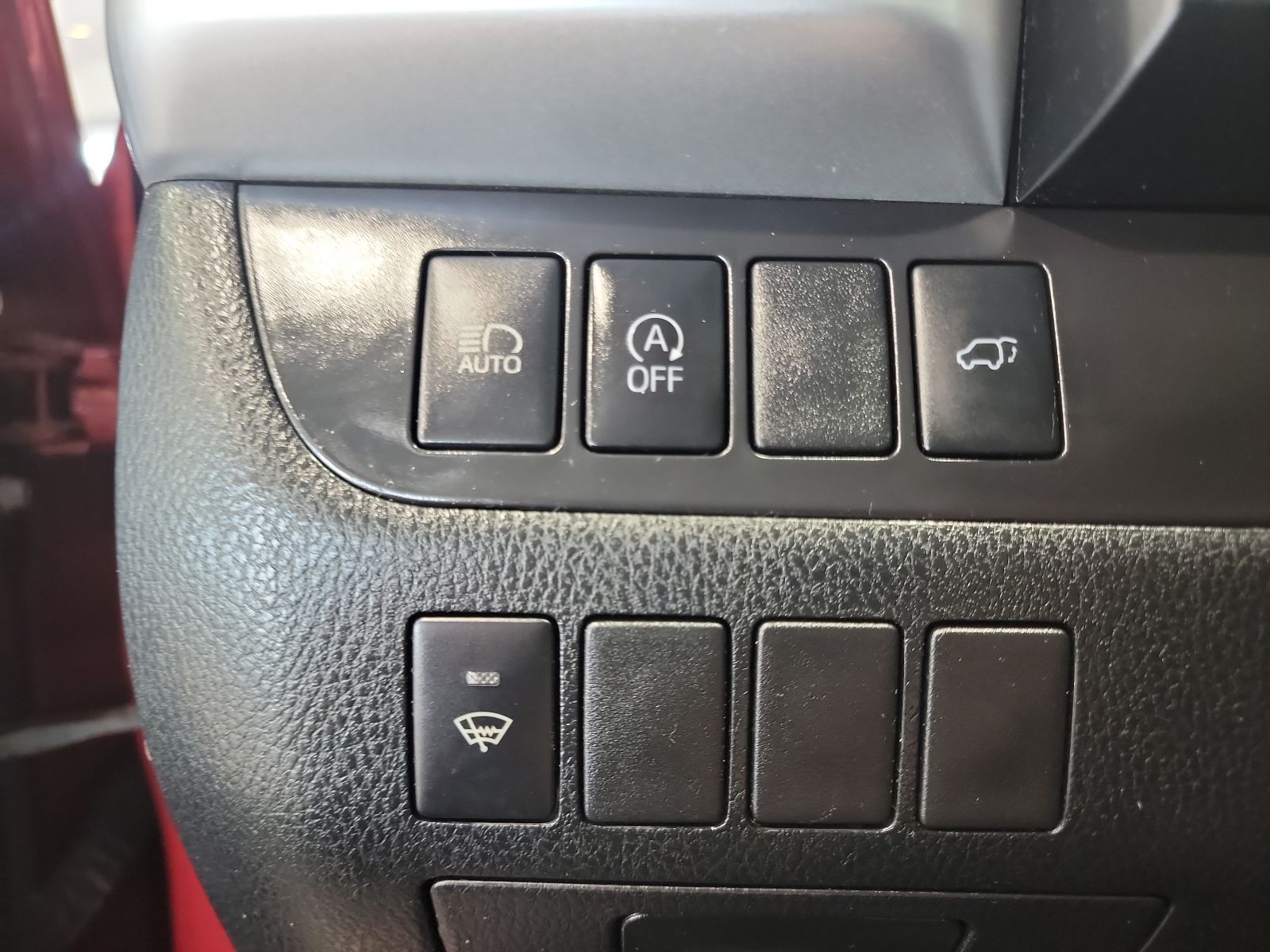 Thumbnail: 2019 Toyota Highlander - 19