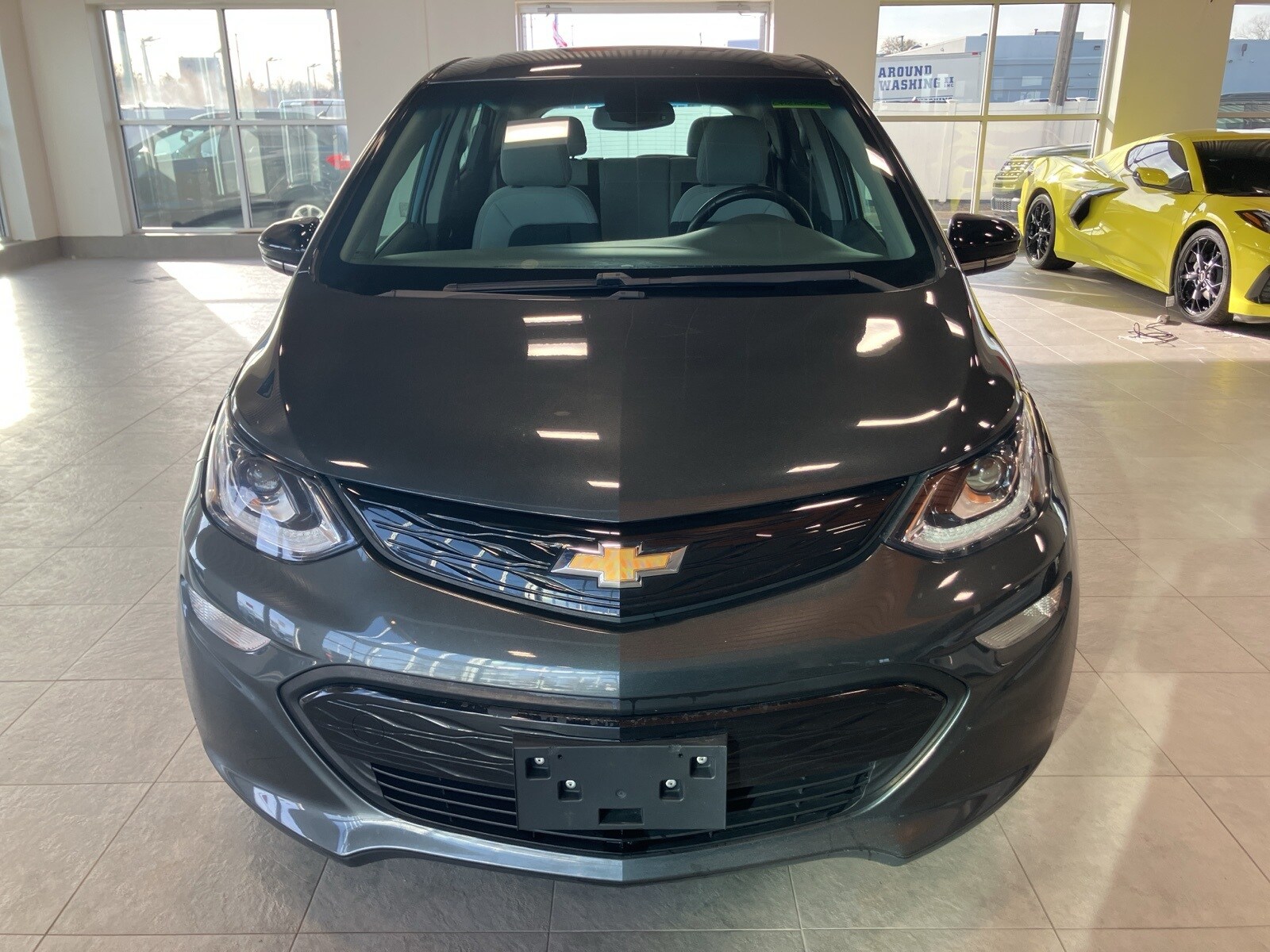 2020 Chevrolet Bolt EV photo 2