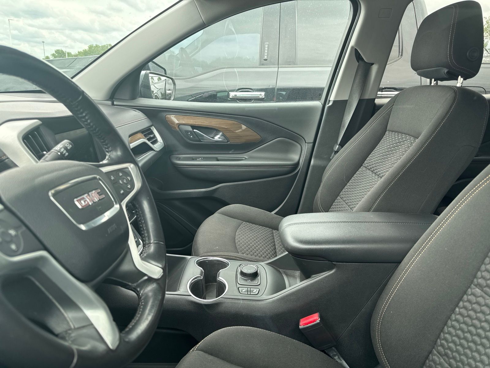 Thumbnail: 2019 GMC Terrain - 32