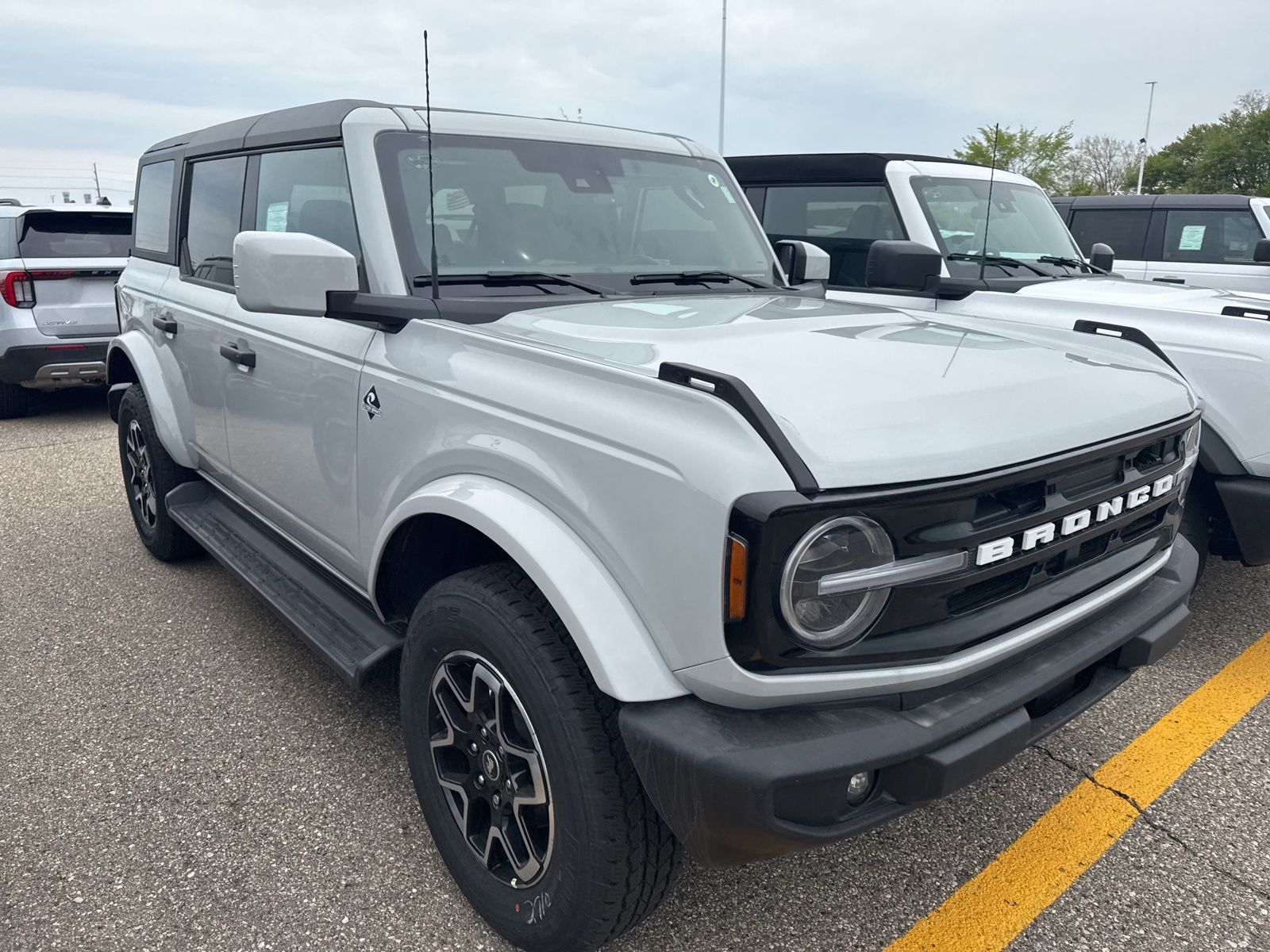 Thumbnail: 2026 Ford Bronco - 24