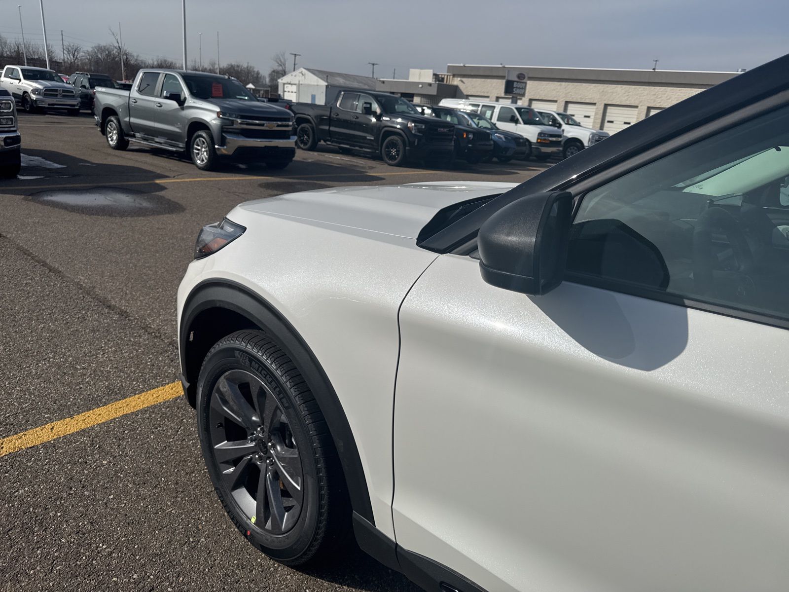 Thumbnail: 2026 Ford Explorer - 3
