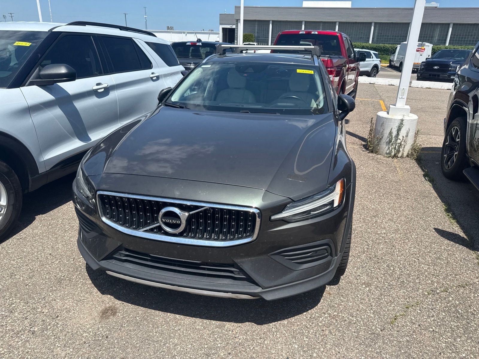 Thumbnail: 2020 Volvo S60 - 3