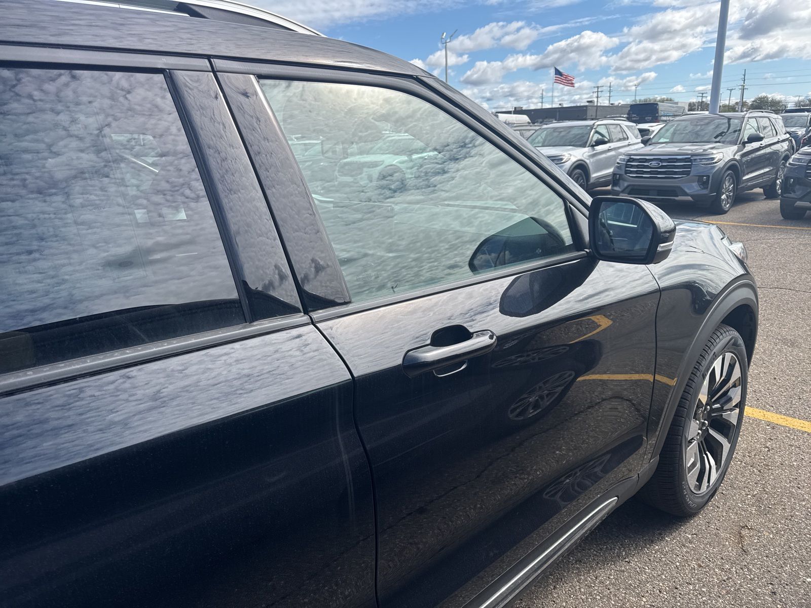 Thumbnail: 2026 Ford Explorer - 6