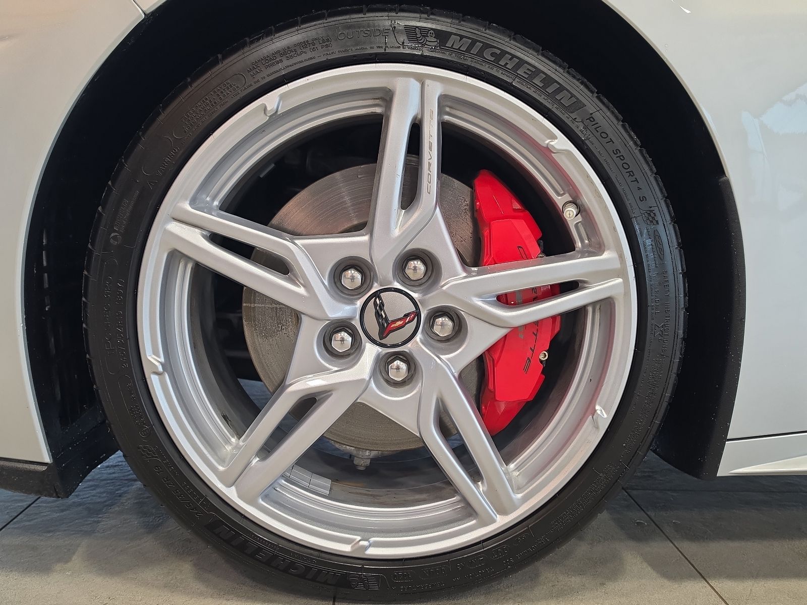 Thumbnail: 2020 Chevrolet Corvette - 13