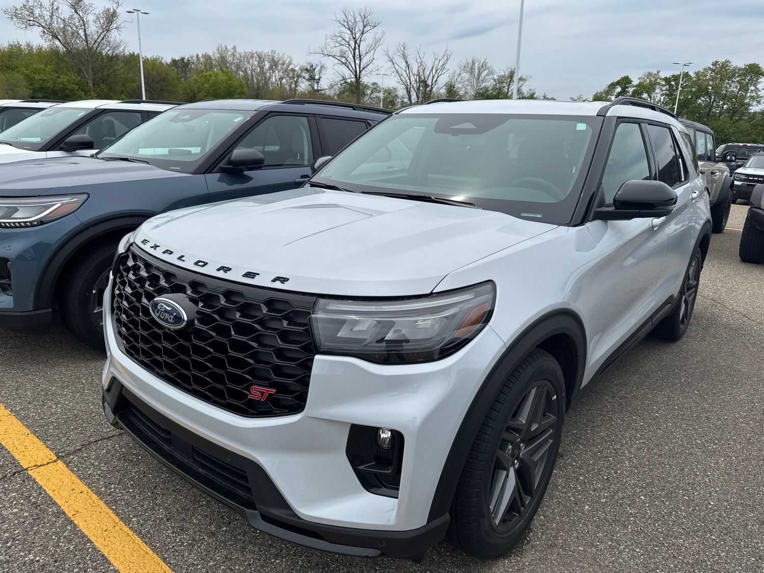 Thumbnail: 2026 Ford Explorer - 17