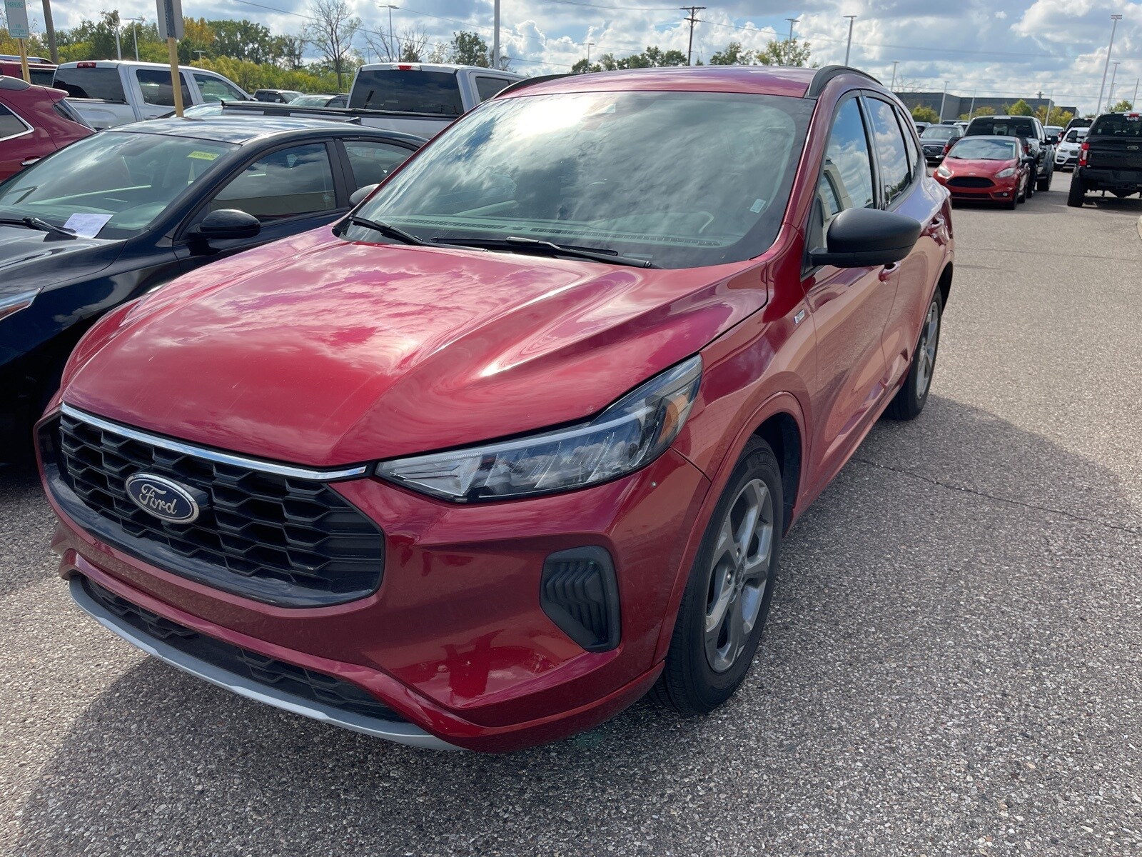 2024 Ford Escape ST-Line photo 3