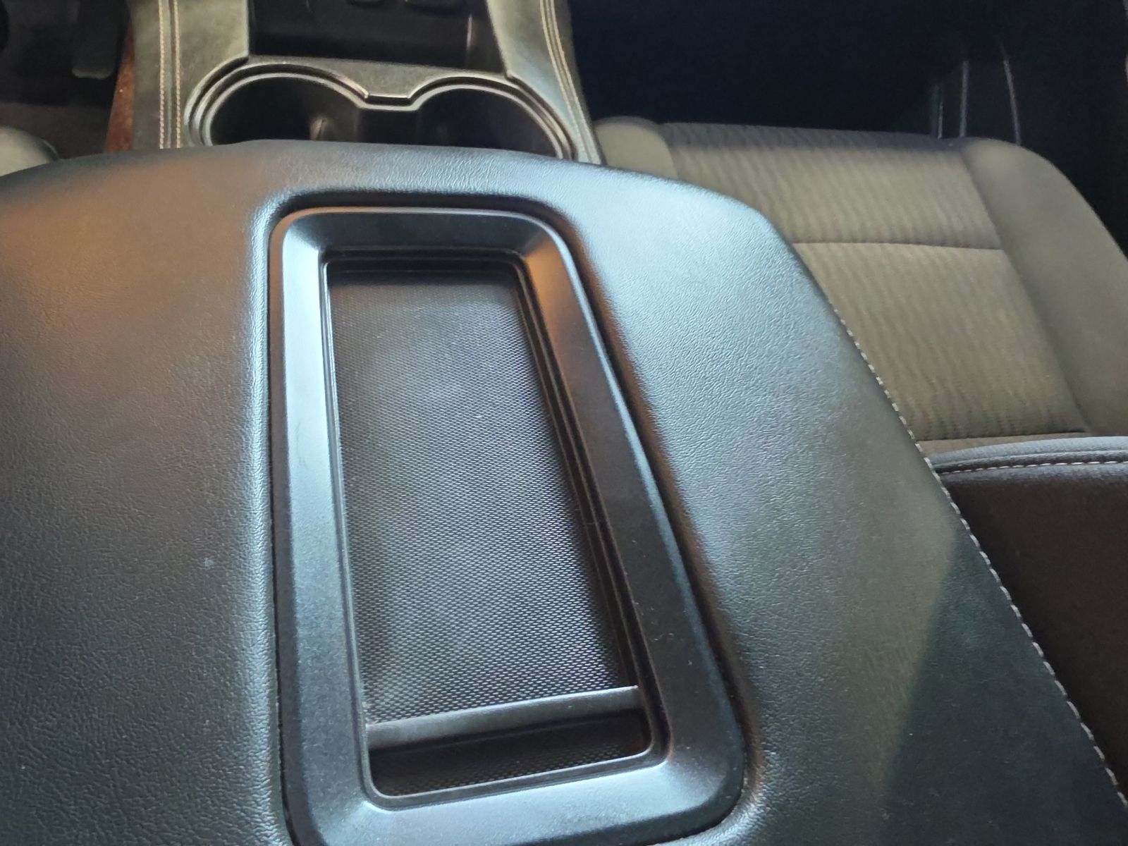 Thumbnail: 2019 GMC Yukon - 19
