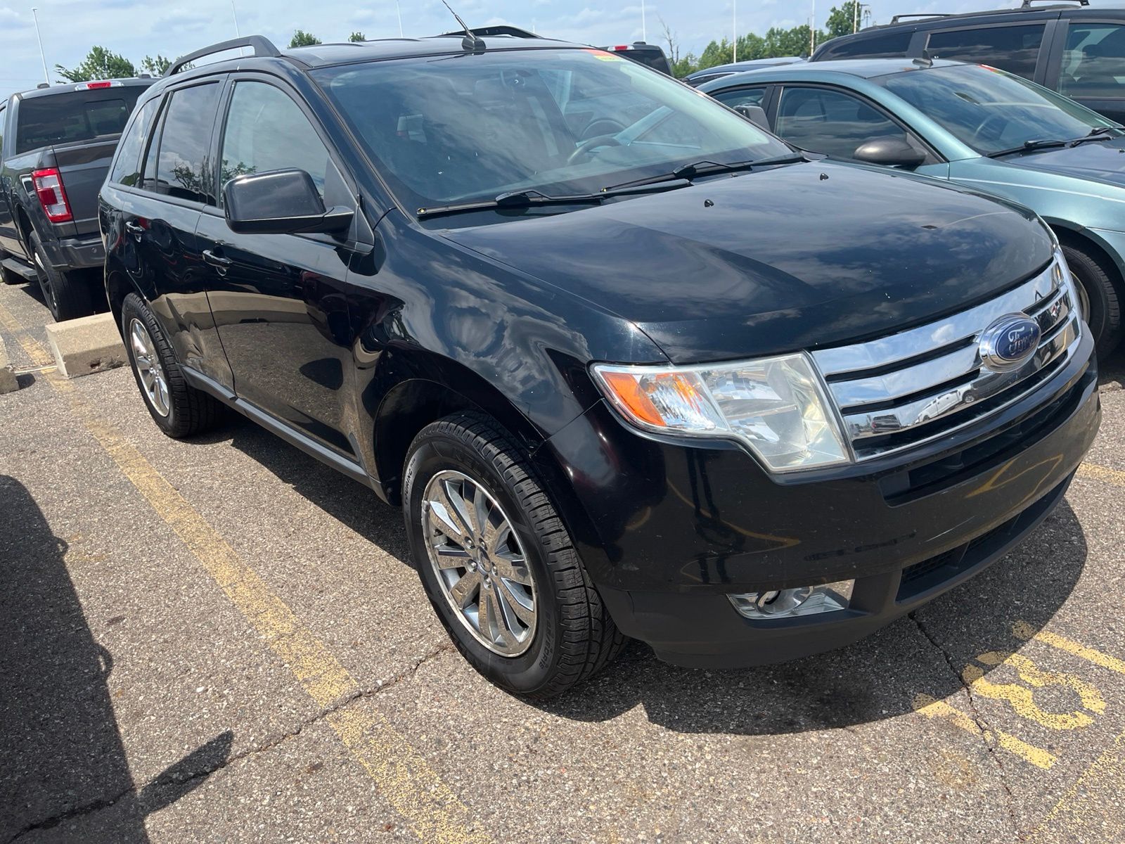 Thumbnail: 2007 Ford Edge - 17