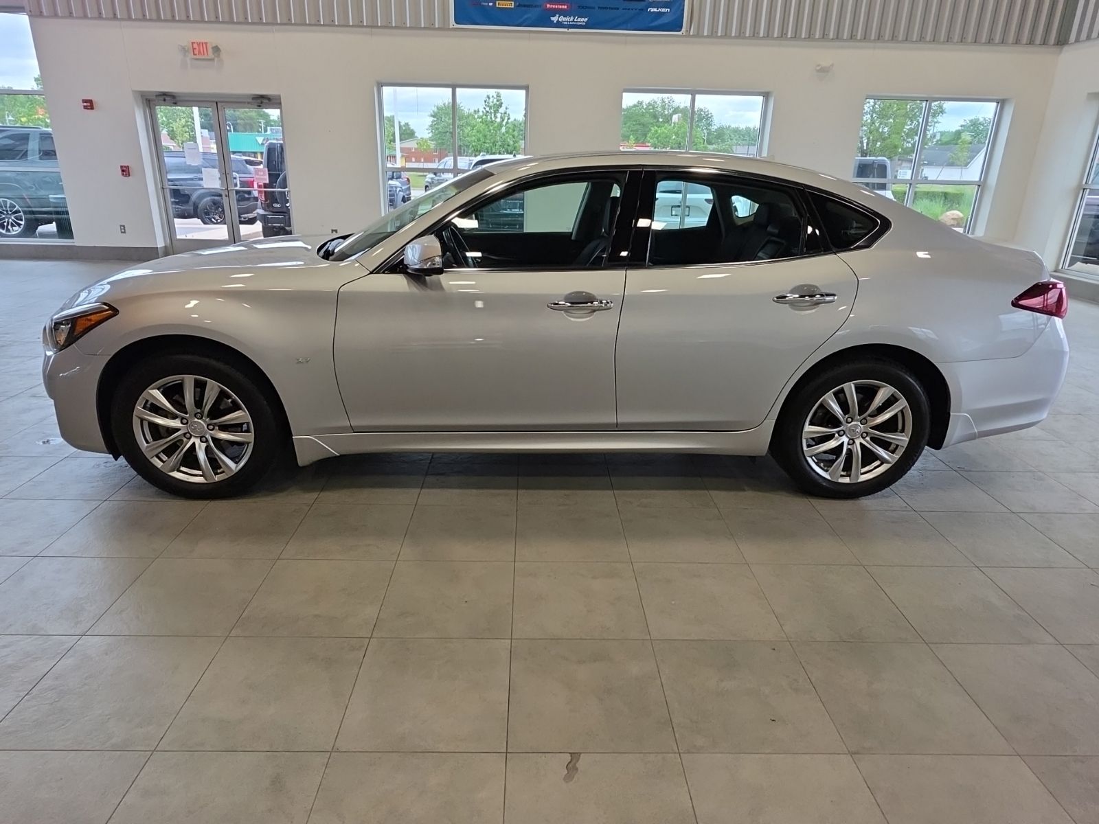 Thumbnail: 2019 INFINITI Q70 - 12
