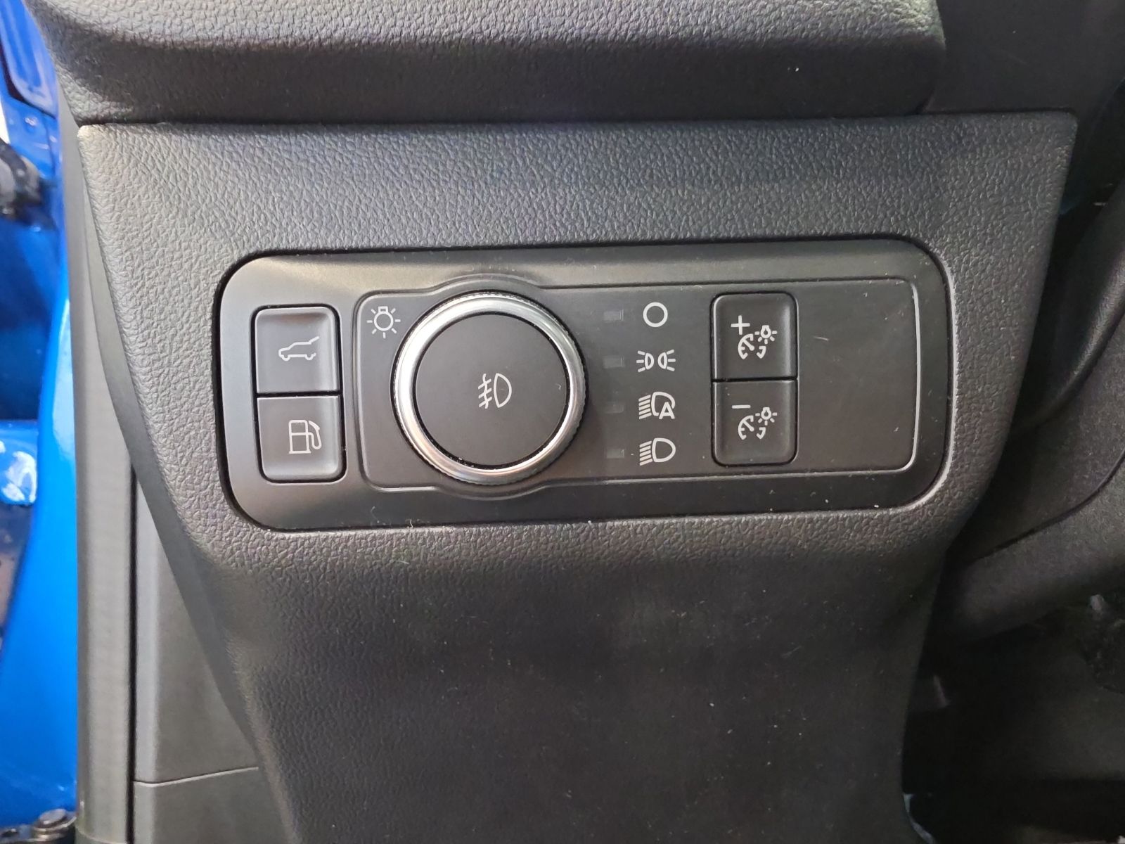 Thumbnail: 2021 Ford Escape - 17