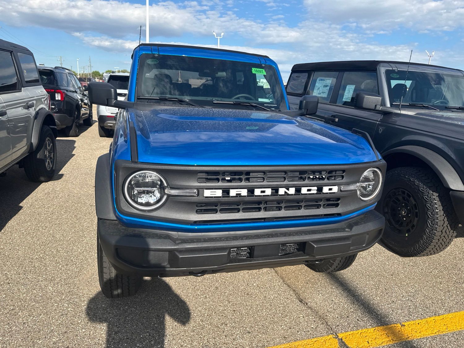 Thumbnail: 2026 Ford Bronco - 21