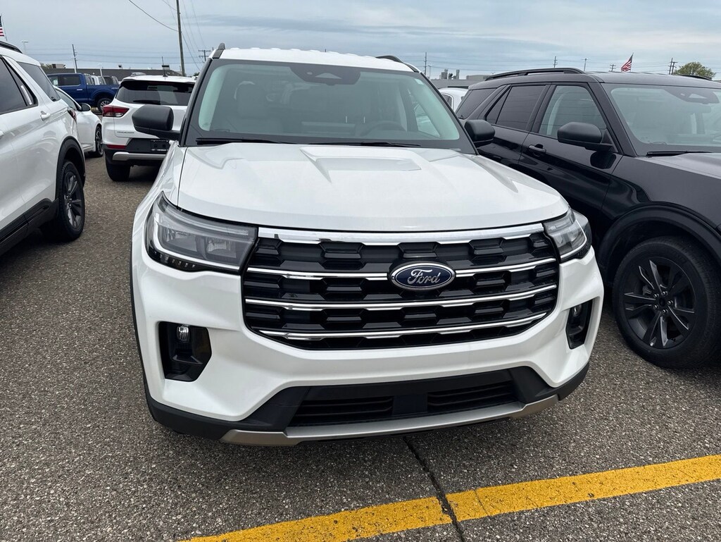 New 2026 Ford Explorer Active SUV