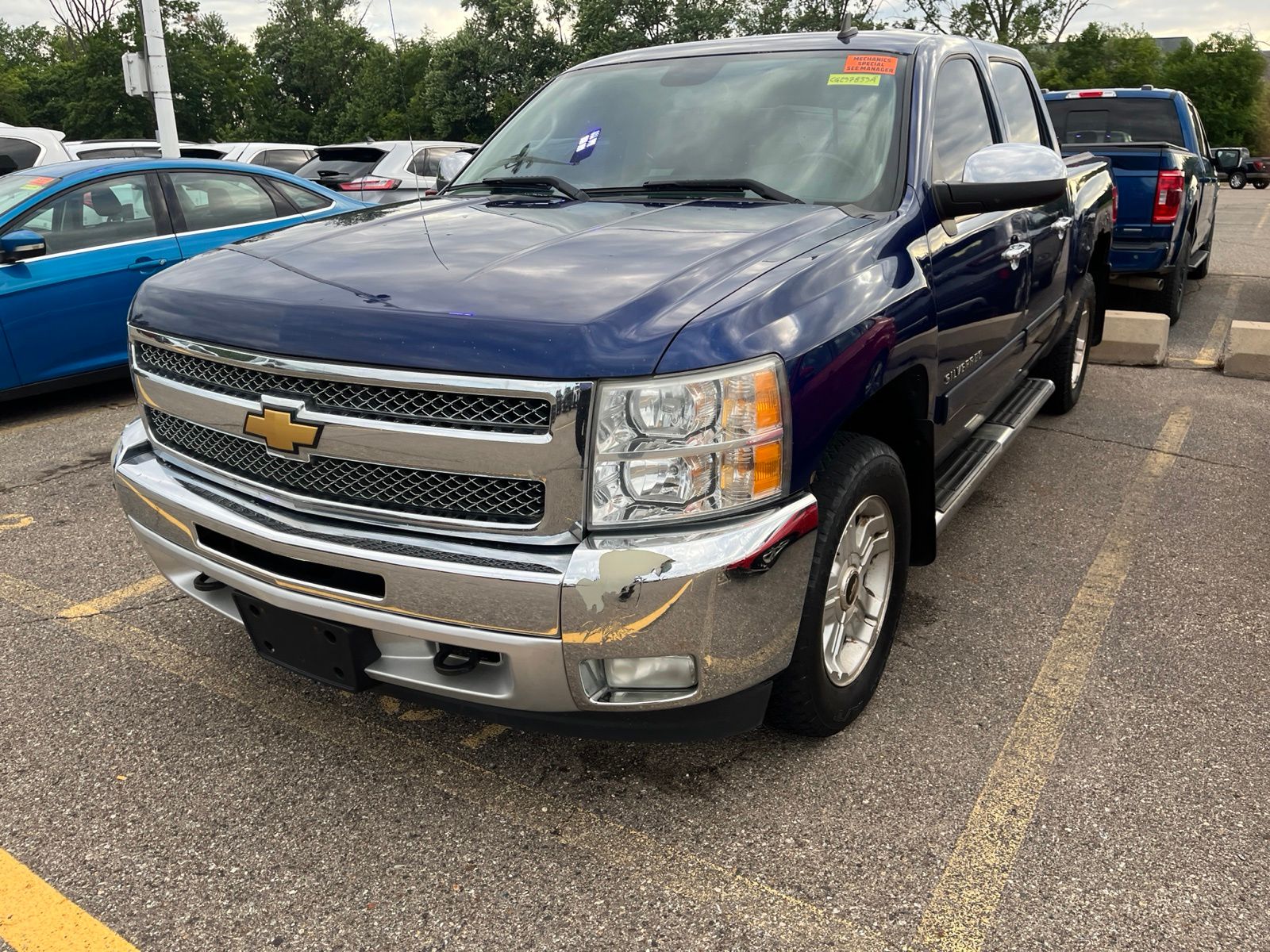 Thumbnail: 2012 Chevrolet Silverado 1500 - 3