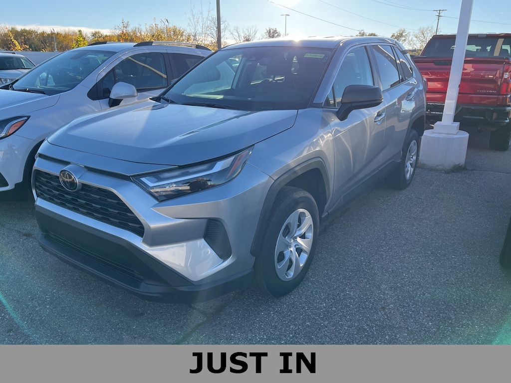 Used 2024 Toyota RAV4 LE SUV