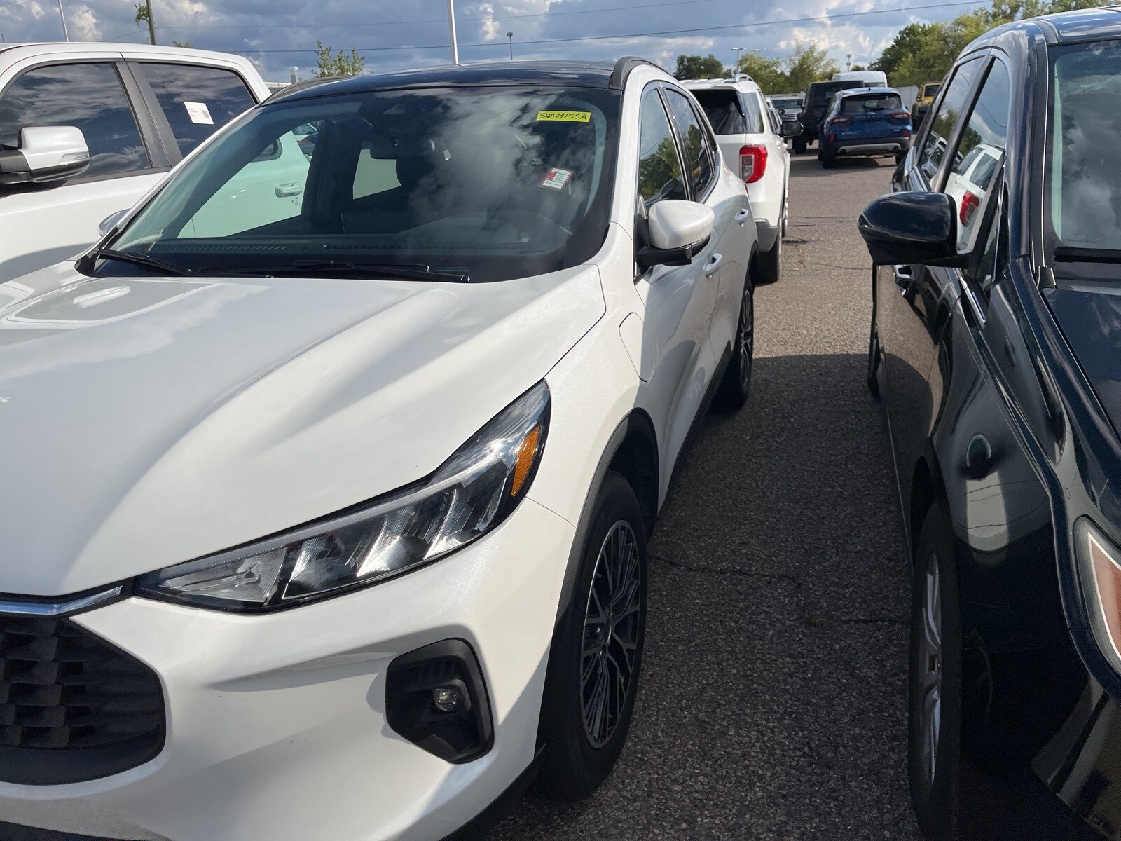 2025 Ford Escape Plug-In Hybrid Base photo 4