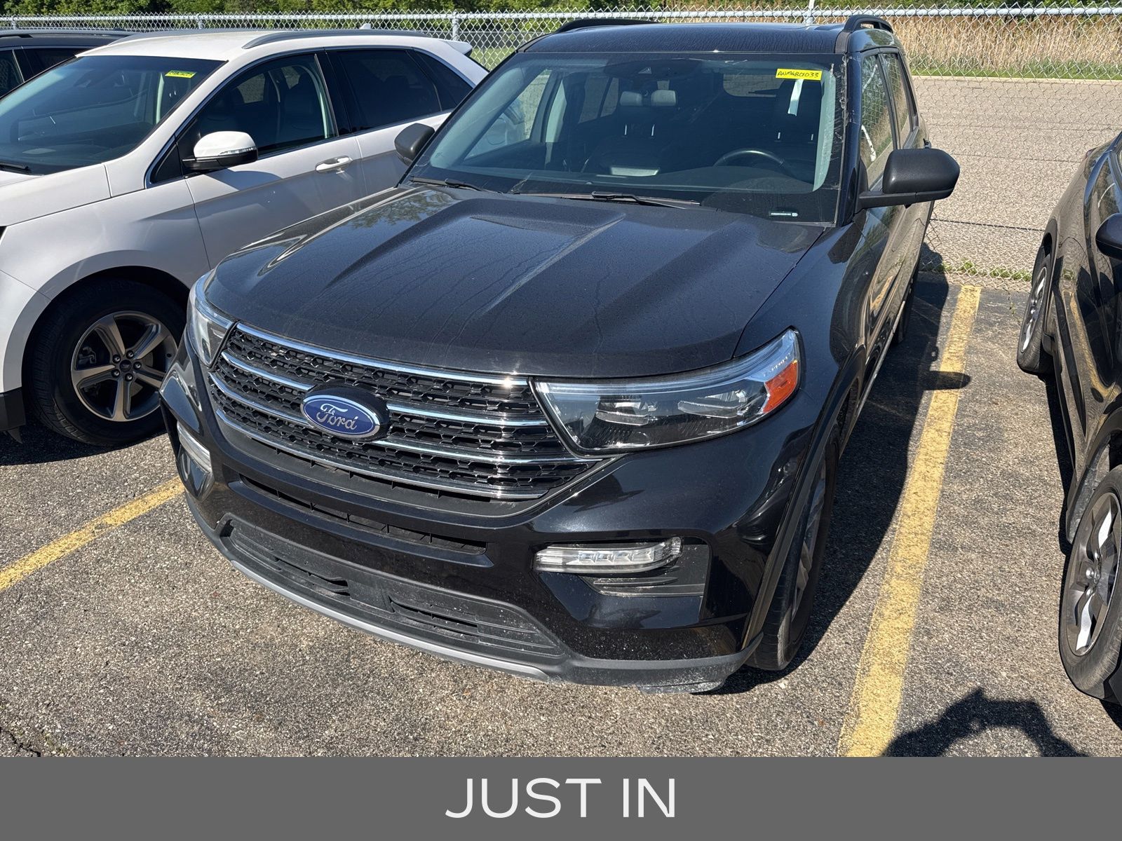 2021 Ford Explorer XLT 4WD's photo