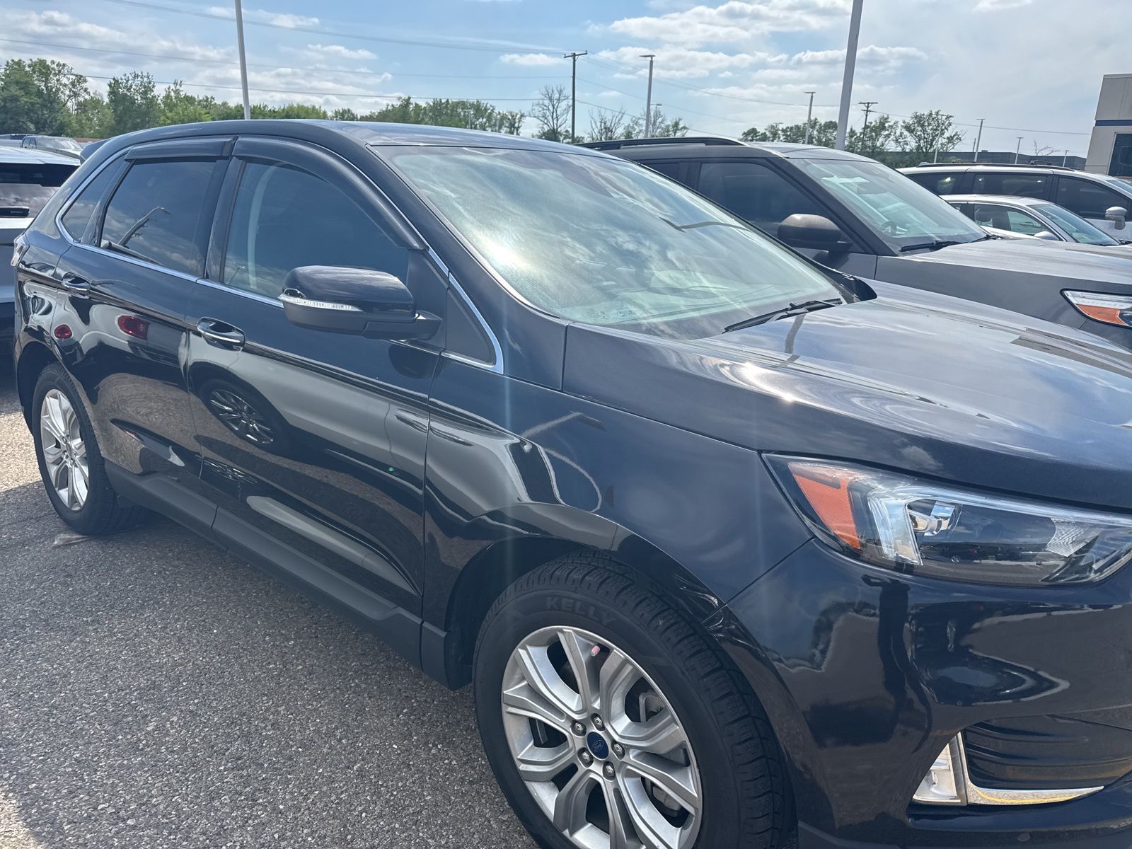 Thumbnail: 2022 Ford Edge - 26
