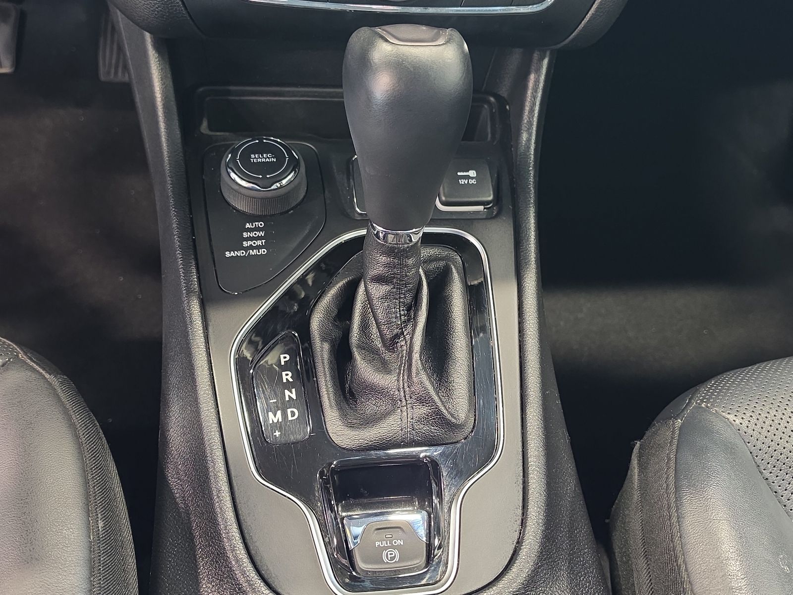 Thumbnail: 2020 Jeep Cherokee - 20