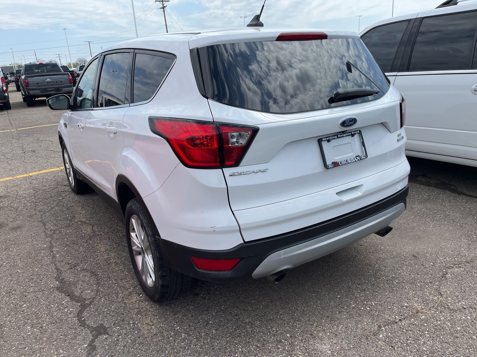 Thumbnail: 2019 Ford Escape - 10