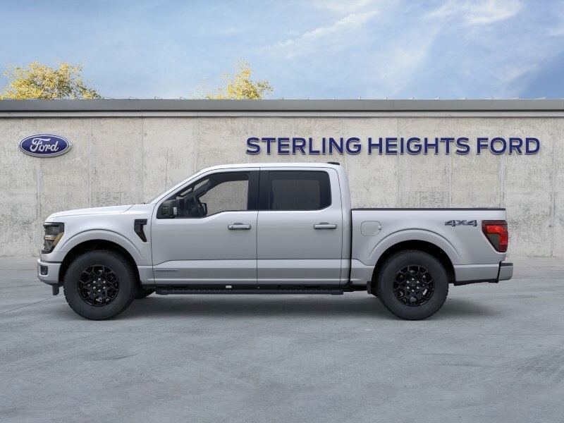 2025 Ford F-150 XLT photo 3