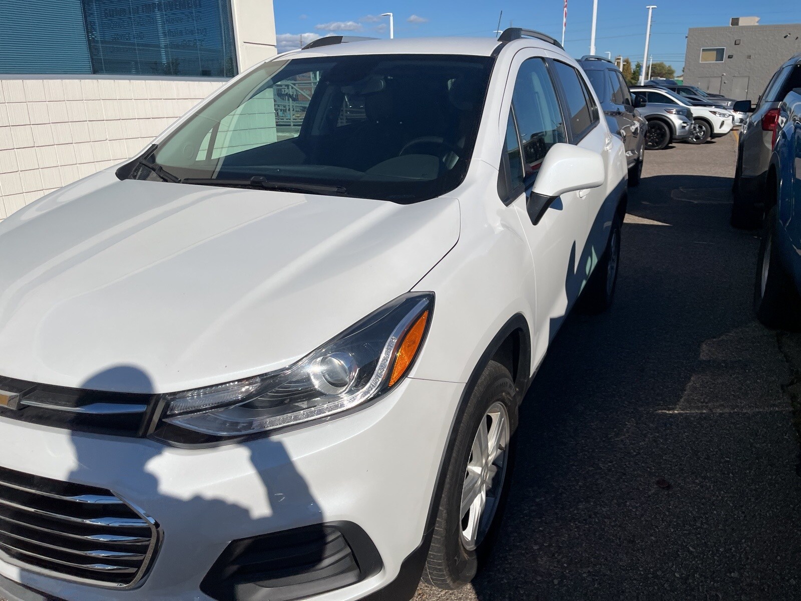 2022 Chevrolet Trax LT photo 3