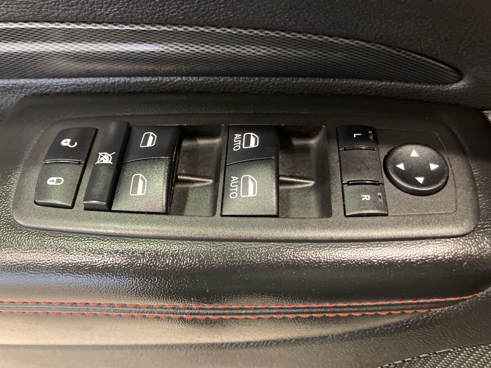 Thumbnail: 2023 Dodge Durango - 12