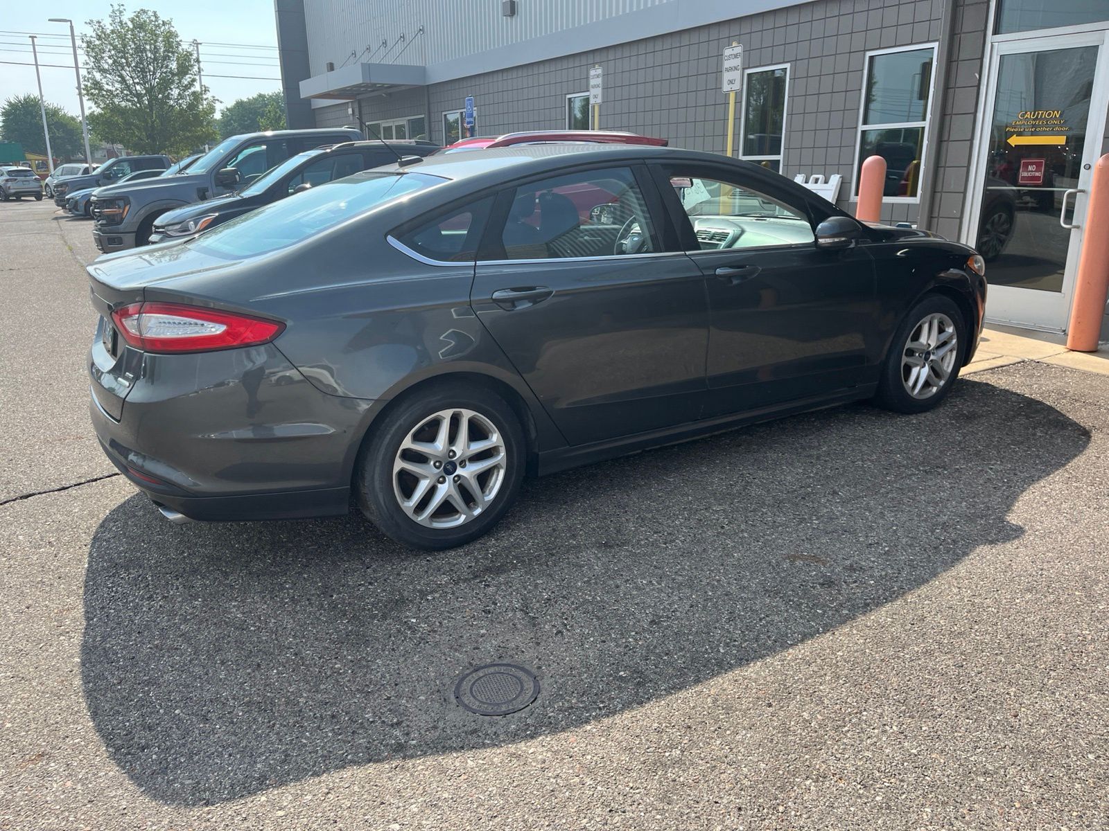 Thumbnail: 2016 Ford Fusion - 15