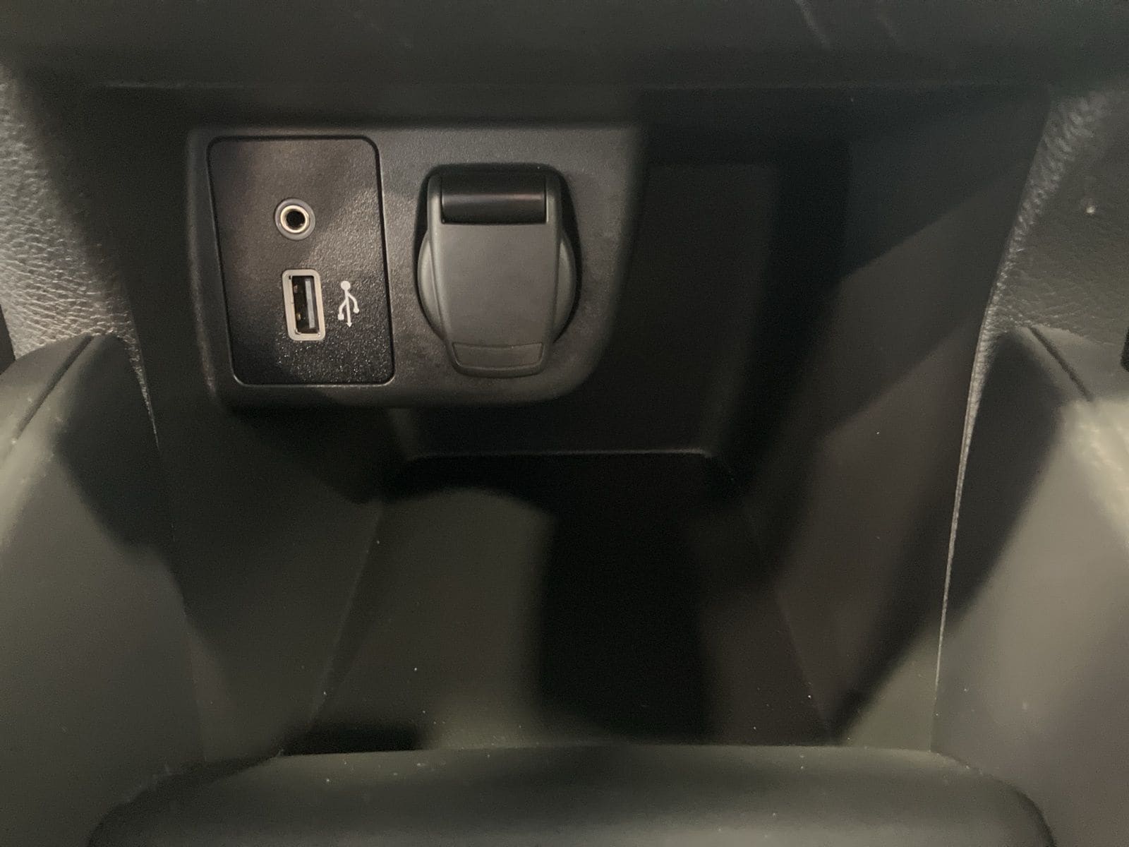 Thumbnail: 2025 Nissan Versa - 16