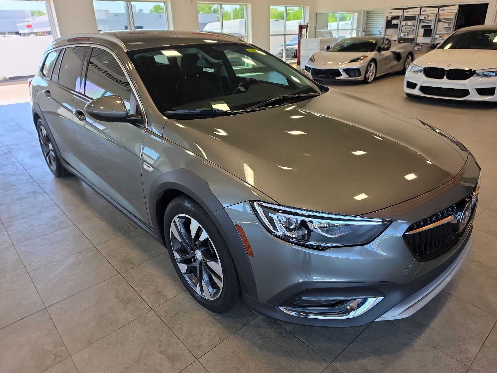 Thumbnail: 2019 Buick Regal - 5