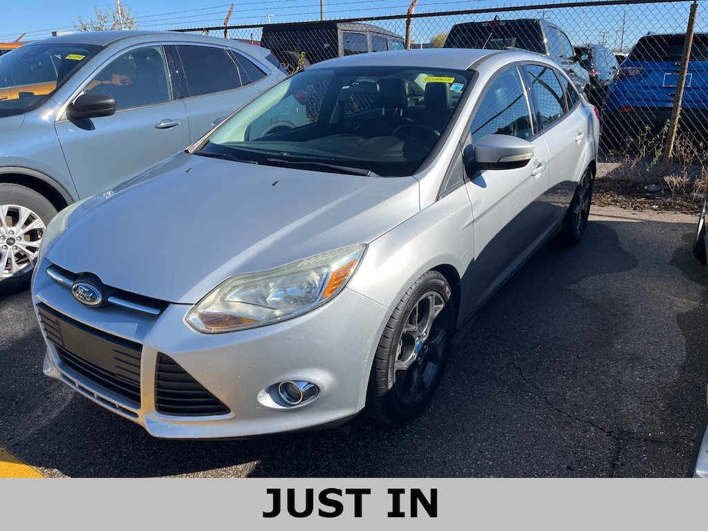 Used 2014 Ford Focus SE Sedan